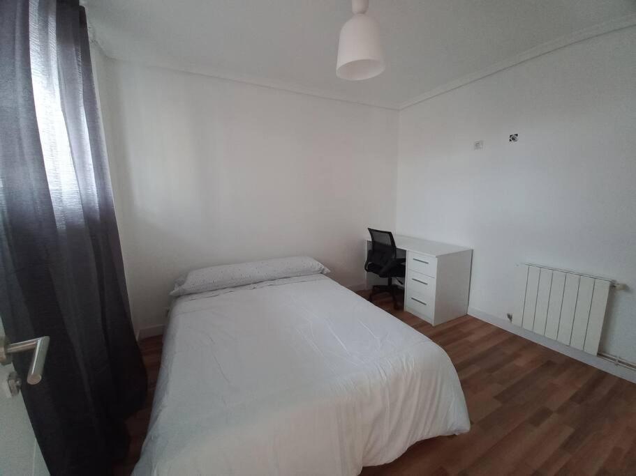 Apartamento En Santander Soleado Y Con Terraza. מראה חיצוני תמונה