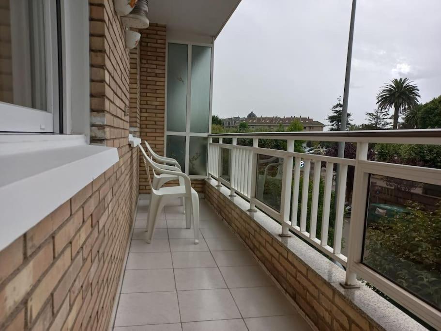 Apartamento En Santander Soleado Y Con Terraza. מראה חיצוני תמונה