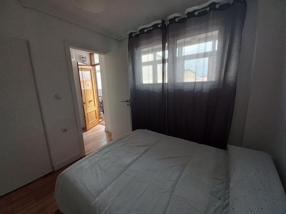 Apartamento En Santander Soleado Y Con Terraza. מראה חיצוני תמונה